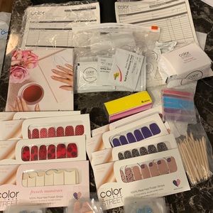 Nail kit